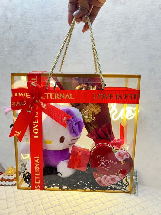 Everlasting Love: Kitty PVC Keepsake Hamper