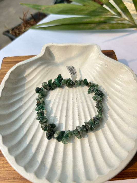 Garden of Luck: Natural Green Jade Chips Bracelet