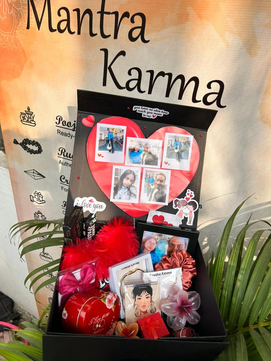 The Midnight Romance Luxury Box